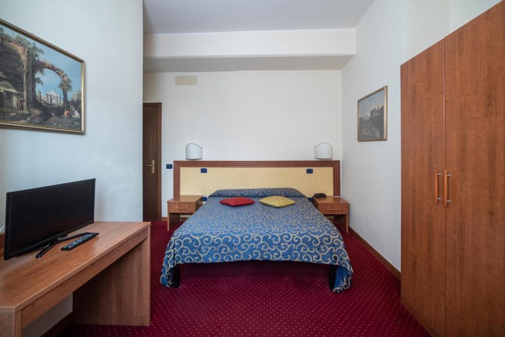 Hotel Italia & Lombardi Montefiascone Luaran gambar