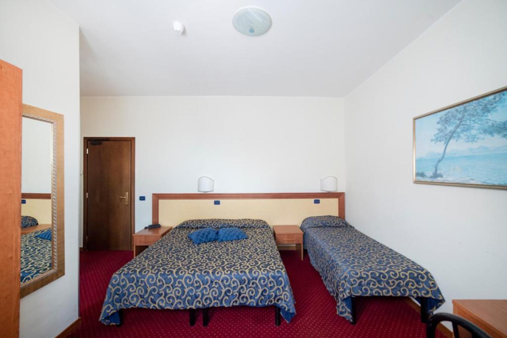 Hotel Italia & Lombardi Montefiascone Luaran gambar