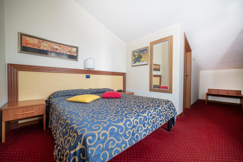 Hotel Italia & Lombardi Montefiascone Luaran gambar