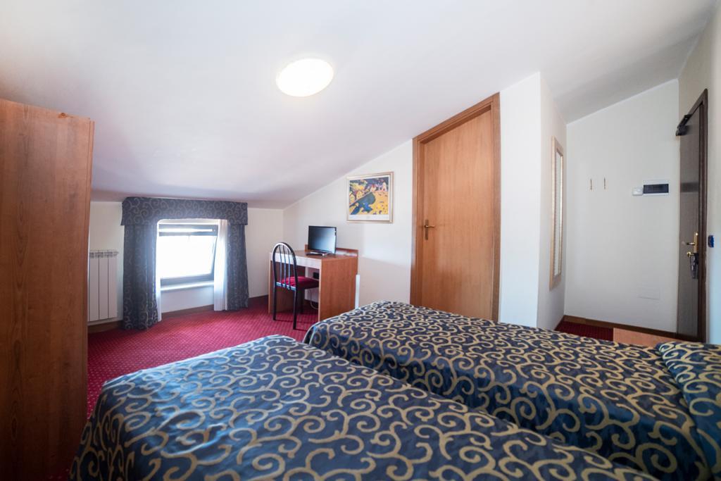 Hotel Italia & Lombardi Montefiascone Luaran gambar